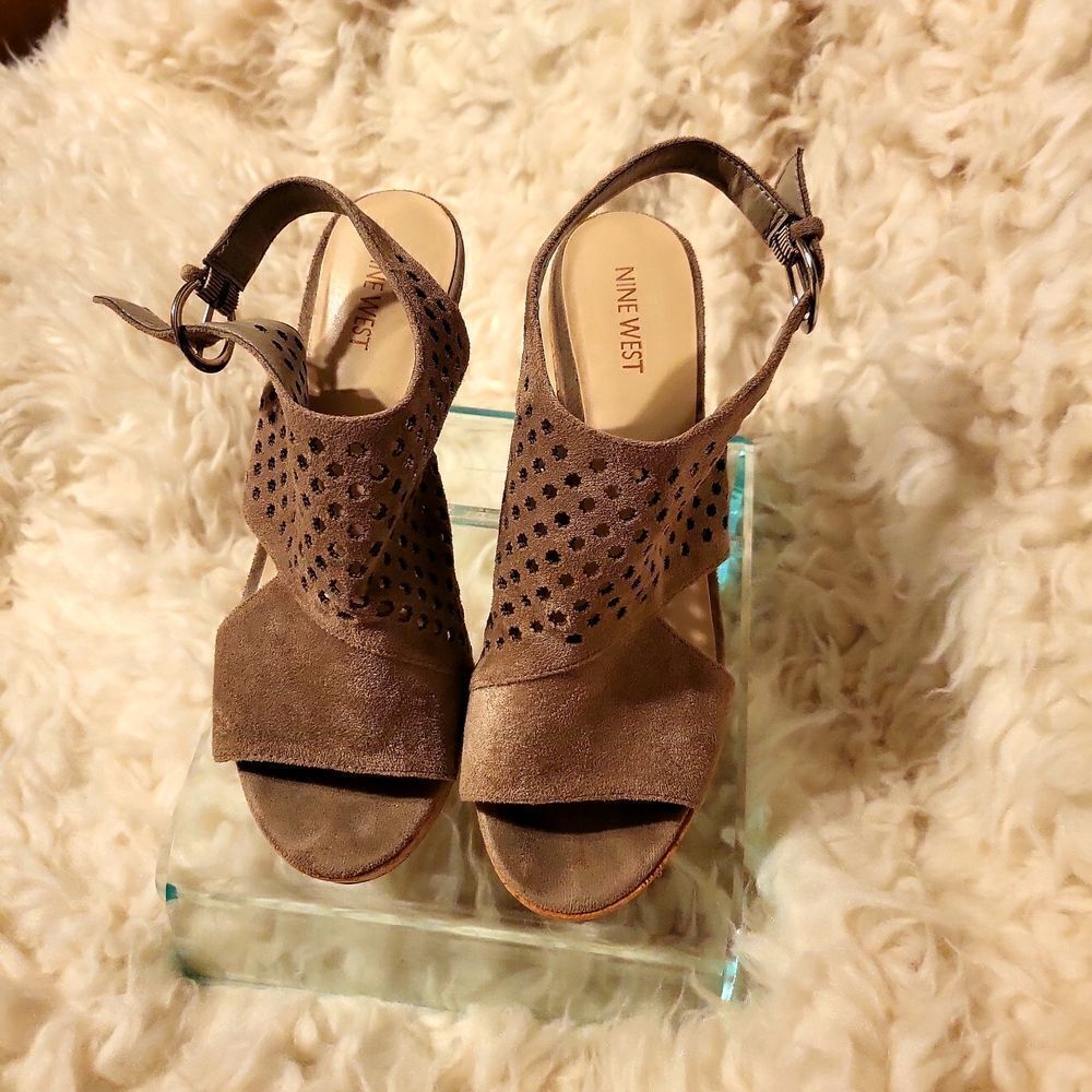Nine west real leather platform sandals